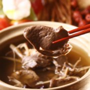 【豬心怎么做有營(yíng)養(yǎng)】豬心的功效與作用_豬心適合什么人吃