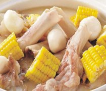 【豬骨湯的做法大全】豬骨湯的營養(yǎng)價值_豬骨湯的宜忌人群