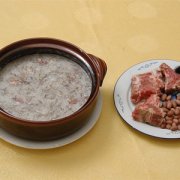 【花生豬骨粥】花生豬骨粥的做法_花生豬骨粥的營(yíng)養(yǎng)