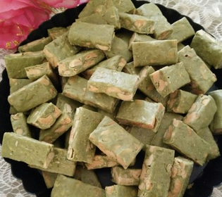 抹茶花生牛軋?zhí)堑募页Ｗ龇? onerror=