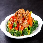 西蘭花與牛肉的搭配可謂是家常菜的佳肴。媽網(wǎng)百科帶你了解這道佳肴