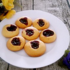 藍莓醬小餅干的做法