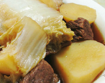 白菜土豆?fàn)F牛腩的家常做法