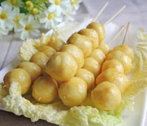 【青椒炒魚丸】青椒炒魚丸的做法_自制魚丸的做法