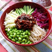 【青椒牛肉醬】青椒牛肉醬的做法_青椒牛肉醬的營(yíng)養(yǎng)價(jià)值