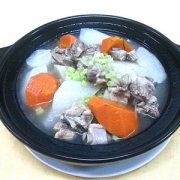 【排骨白蘿卜湯的做法】排骨白蘿卜湯的功效_排骨白蘿卜湯的營養(yǎng)價值