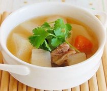 【牛肉白蘿卜湯】牛肉白蘿卜湯的做法_牛肉白蘿卜湯的功效