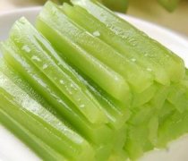 【炒芹菜需要焯水嗎】炒芹菜怎么做好吃_炒芹菜的飲食禁忌