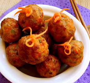 炸胡蘿卜豬肉丸的家常做法