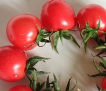 【圣女果和西紅柿的區(qū)別】圣女果的營(yíng)養(yǎng)價(jià)值_圣女果的熱量