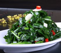 【韭菜和什么不能一起吃】韭菜和牛奶能一起吃嗎