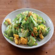 【西葫蘆炒雞蛋】西葫蘆炒雞蛋的