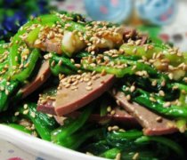 【菠菜和豬肝能一起吃嗎】菠菜和豬肝的營養(yǎng)價值_菠菜和豬肝的選購