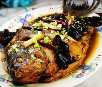 【紅燒鯧魚】紅燒鯧魚的做法_紅燒鯧魚怎么做好吃