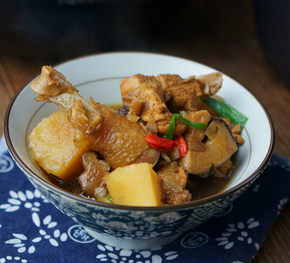 香菇土豆燜雞的家常做法