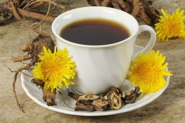 蒲公英可以生吃嗎，既能生吃也能泡水