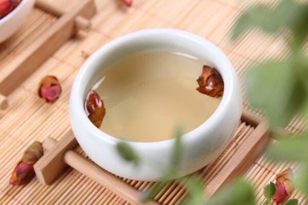 桃花茶的功效與禁忌，切忌飲用過量