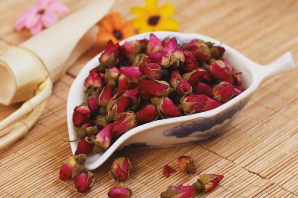 桃花可以泡水喝嗎，桃花泡水功效非常全面