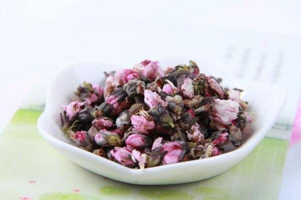 桃花茶的功效與禁忌，切忌飲用過量