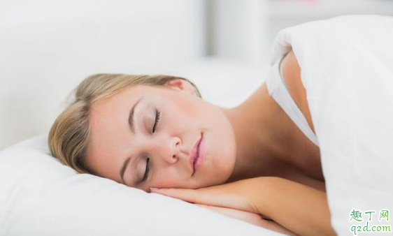 睡著時口干什么原因 怎么避免晚上睡覺口干2