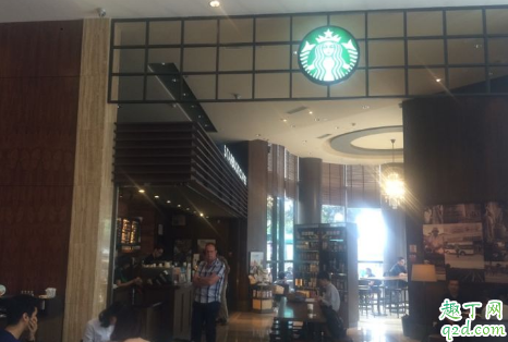 去星巴克是先坐下還是先點(diǎn)單 星巴克需要自己取餐嗎2