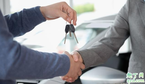 給公司領(lǐng)導(dǎo)開(kāi)車有前途嗎 給領(lǐng)導(dǎo)開(kāi)車的司機(jī)是什么職業(yè)3