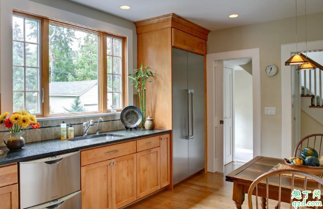 冰箱一般放在家里哪個(gè)位置 冰箱怎么擺放合適2