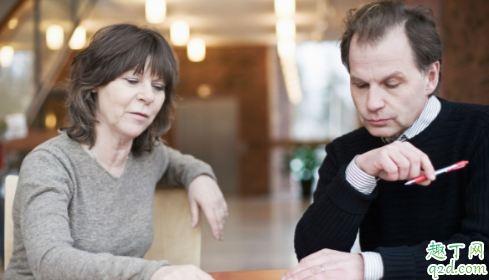 為什么見(jiàn)了領(lǐng)導(dǎo)會(huì)緊張 在領(lǐng)導(dǎo)面前緊張不會(huì)說(shuō)話(huà)怎么克服3