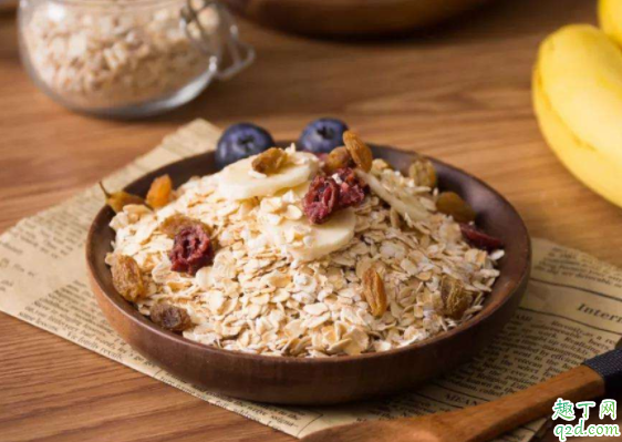 為什么吃膳食纖維便秘 哪些食物含有膳食纖維多1