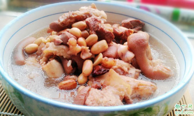 煲好的花生豬蹄湯為什么有焦味 花生豬蹄湯有焦味是怎么回事3