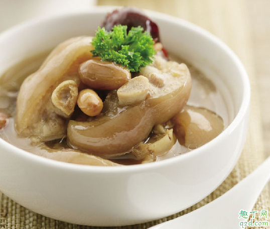 花生豬蹄湯怎么去除腥味 花生豬蹄湯有腥味怎么辦2