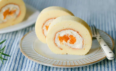 為什么蛋糕卷白皮會粘在紙上 蛋糕卷底部粘紙怎么辦