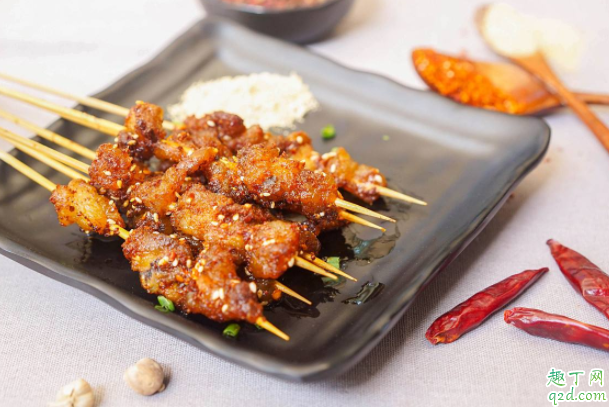 懷孕八個月吃燒烤對胎兒有影響嗎 懷孕應該怎么吃燒烤健康1