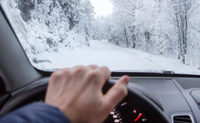 車(chē)開(kāi)起來(lái)車(chē)廂內(nèi)嗡嗡響是什么原因 汽車(chē)開(kāi)起來(lái)噪音大怎么辦