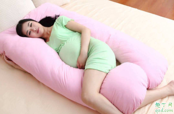 胎兒缺氧孕婦會(huì)感覺不舒服嗎 孕期蒙頭睡覺胎兒會(huì)缺氧嗎4