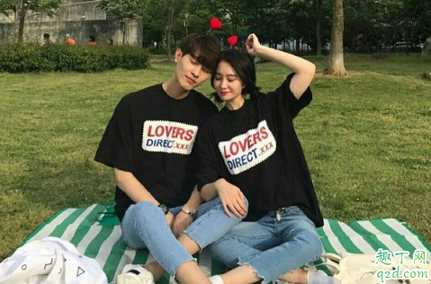 男女常在一起跳舞會產(chǎn)生感情嗎 男女互相關心是什么意思3