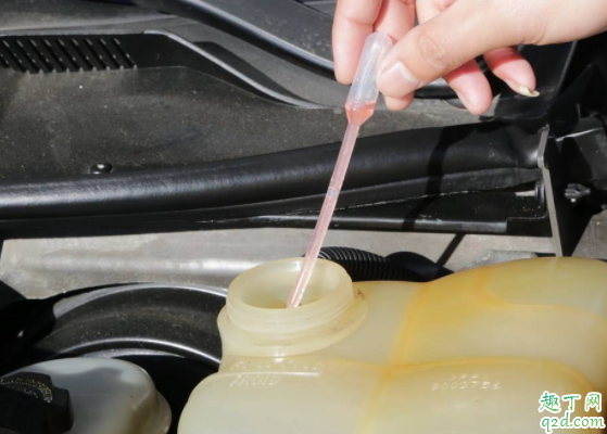 更換冷卻液怎么放空氣 防凍液加了方向機(jī)油怎么辦2