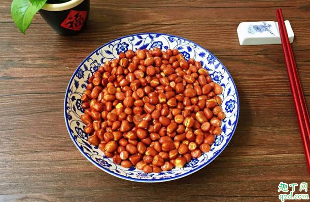 炸花生米油溫要很高嗎 炸花生米油溫需要熱的嗎1