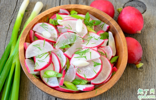 怎樣保存大蘿卜不糠 蘿卜出現(xiàn)空心是什么原因1