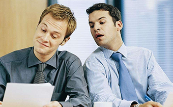 職場(chǎng)小人如何相處 職場(chǎng)遇到小人怎么對(duì)付