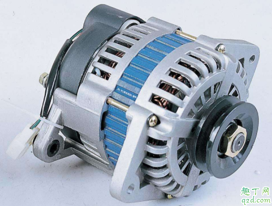 汽車如何檢查發(fā)電機(jī)有沒有發(fā)電 發(fā)電機(jī)皮帶有異響需不需要更換2
