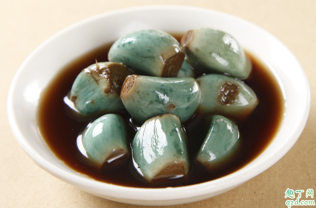 臘八蒜需要見光嗎 臘八蒜見光還是不見光2