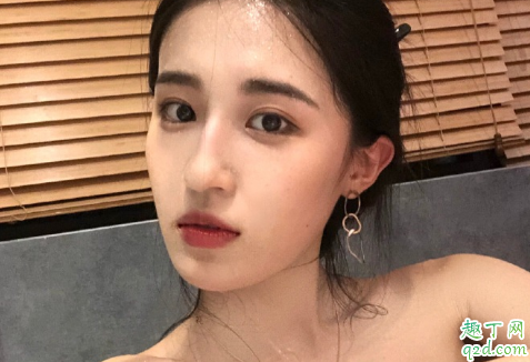 聊天回語(yǔ)音和文字哪個(gè)更親密 每天聊天算曖昧嗎2