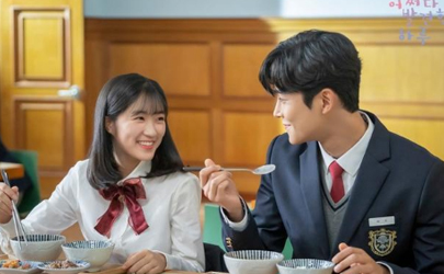 偶然發(fā)現(xiàn)的一天端午一天cp情侶圖片 端午哈魯cp情侶壁紙四宮格無水印