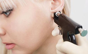 打耳洞會不會導(dǎo)致耳鳴 打完耳洞耳鳴是怎么回事