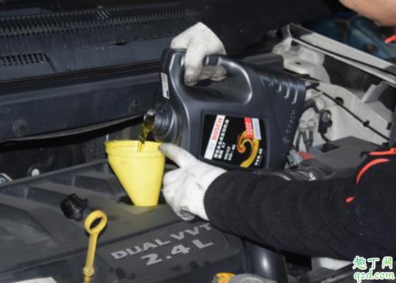 汽車機油在下刻線能跑嗎 汽車機油少了影響開車嗎4