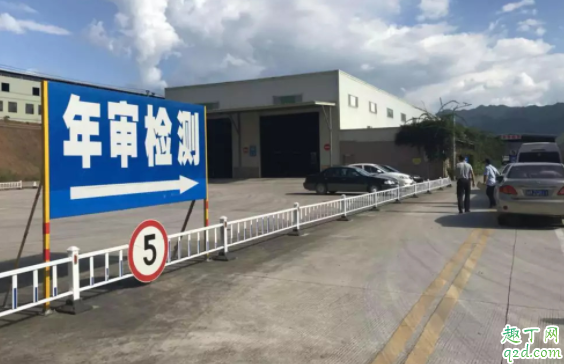 車子兩年沒審還能審嗎 車子脫審保險(xiǎn)公司理賠嗎1