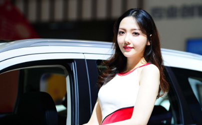 男朋友想在車?yán)镆宋以趺崔k 車?yán)锬信笥颜f(shuō)難受想要該答應(yīng)嗎