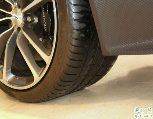 小車輪胎有多少種花紋 輪胎花紋有什么講究4