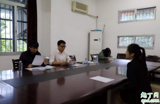 第一次面試緊張?jiān)趺崔k 面試前如何放松心情2